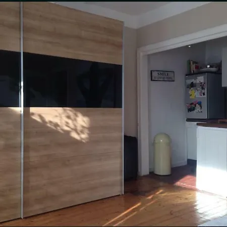 Old Town Apartment *
